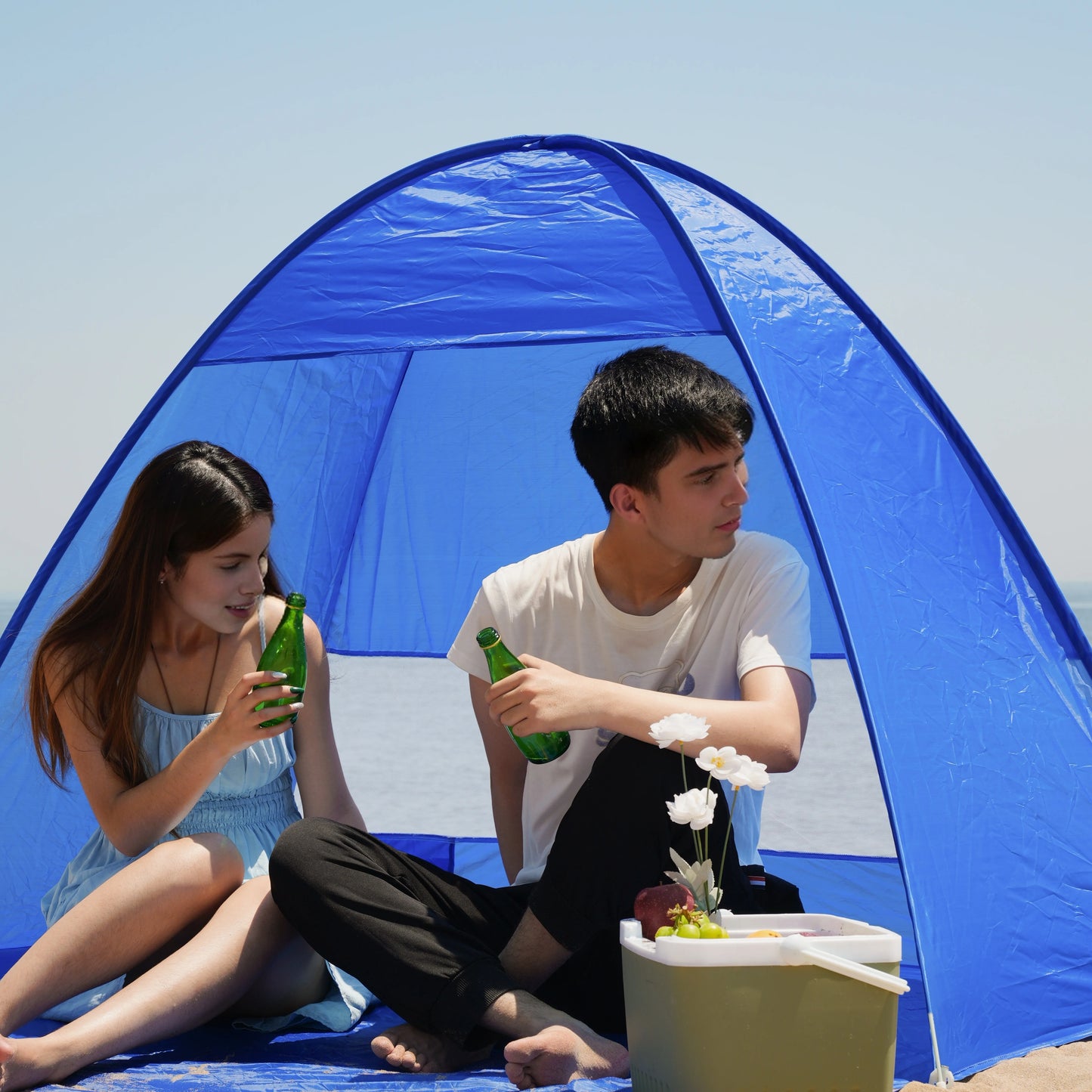 Pop-up beach tent,with handbag - compact folding design, suitable for outdoor camping,picnicking, and travel