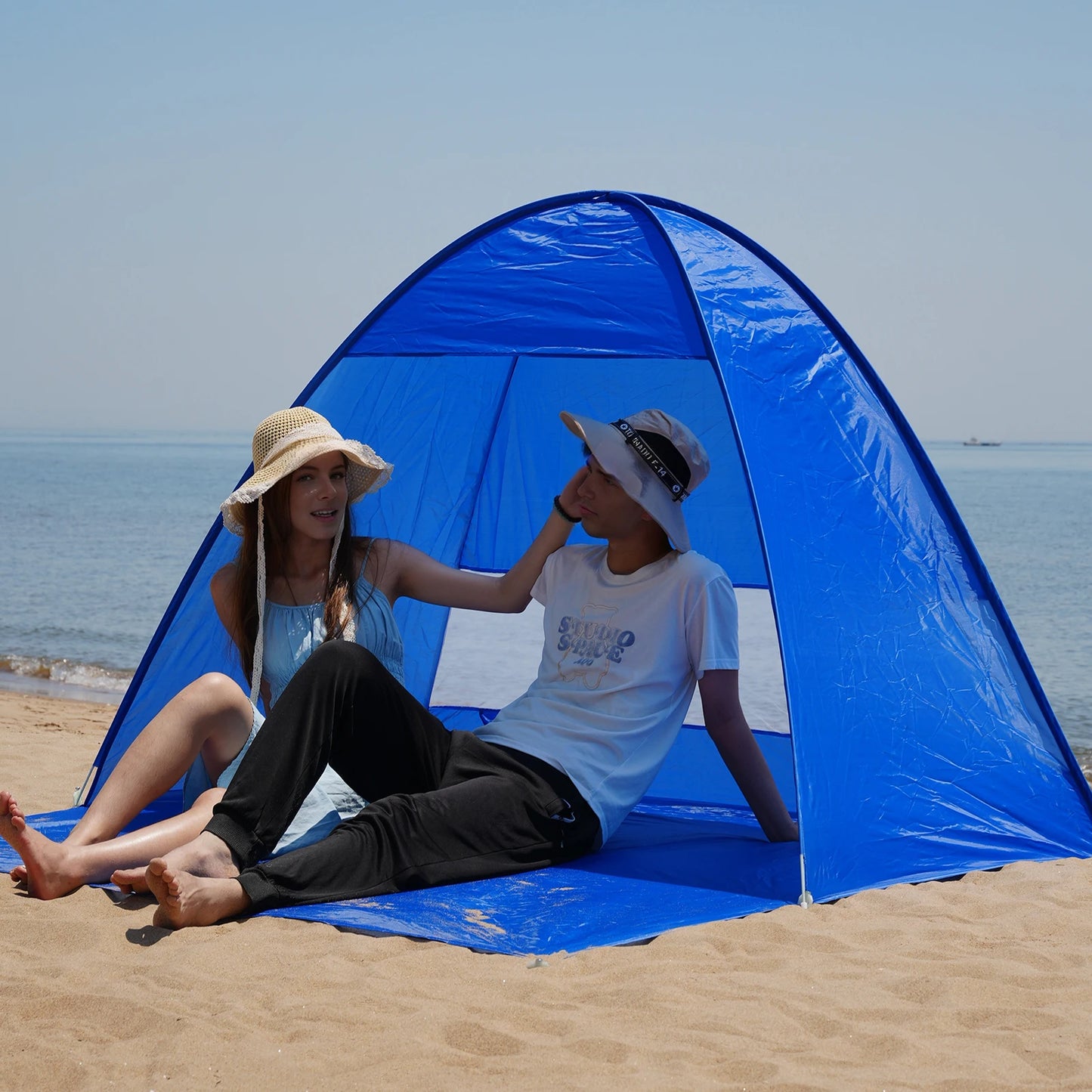 Pop-up beach tent,with handbag - compact folding design, suitable for outdoor camping,picnicking, and travel